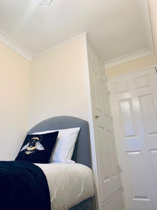 רוטרהאם Homely Detached 3 Bedroom House Near Sheffield מראה חיצוני תמונה