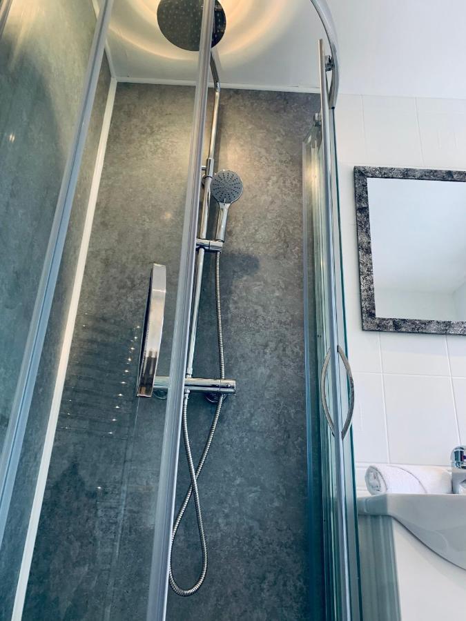 רוטרהאם Homely Detached 3 Bedroom House Near Sheffield מראה חיצוני תמונה